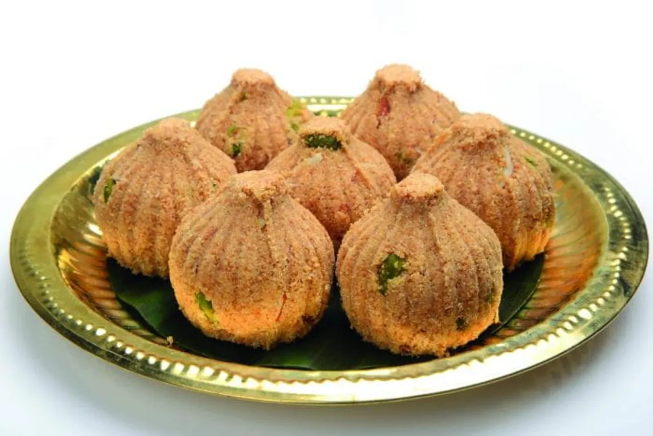 ગણપતિ બપ્પા માટે ટેસ્ટી અને ઇન્સ્ટન્ટ  મોદક બનાવવાની રેસીપી