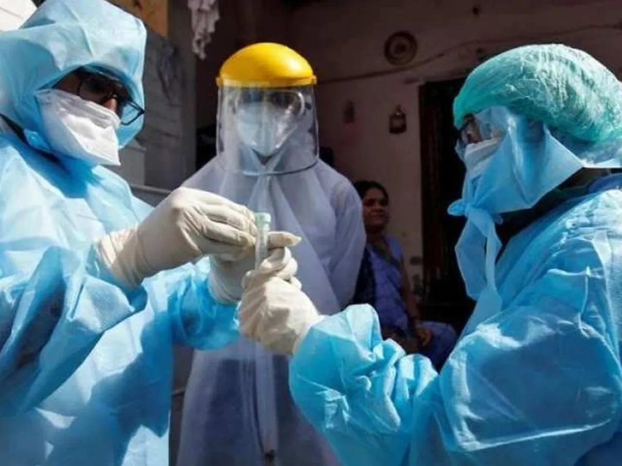કોરોના મહામારી : રાજ્યમાં આજે વધુ 1365 નવા કેસ નોંધાયા, 15 દર્દીઓના મોત
