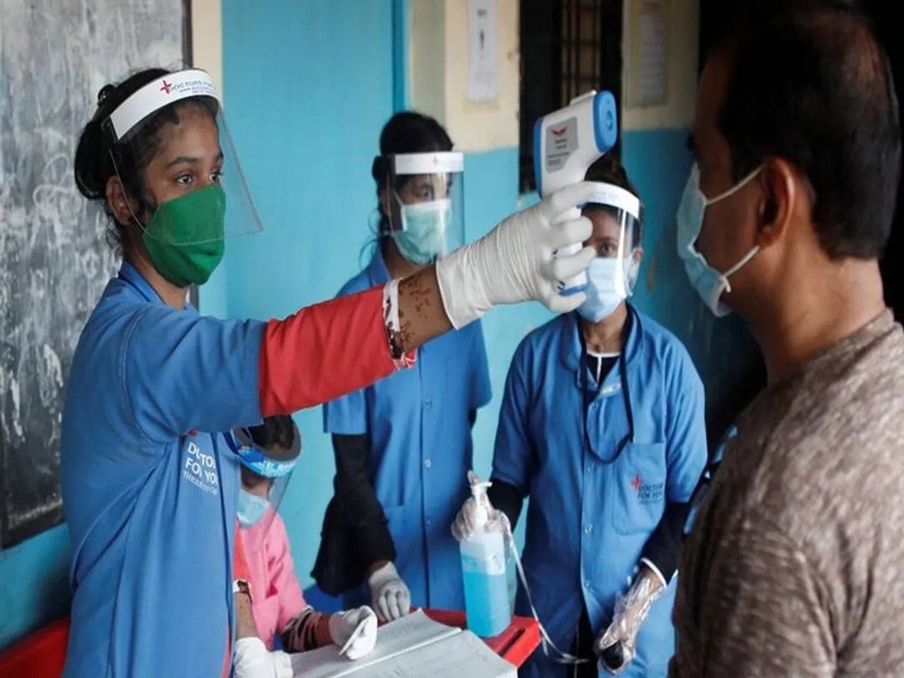 કોવિડ-19 :  ગુજરાતમાં આજે 1185 કોરોનાના કેસ નોધાયા,1329 દર્દીઑ થયા સાજા