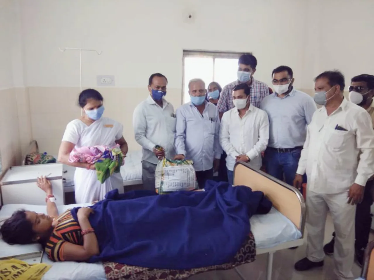 ભાવનગર : અધેલાઇ ખાતે સગર્ભા મહિલાઓ માટે મેગા મેડીકલ કેમ્પ યોજાયો, જરૂરી દવાઓ તેમજ માર્ગદર્શન અપાયું