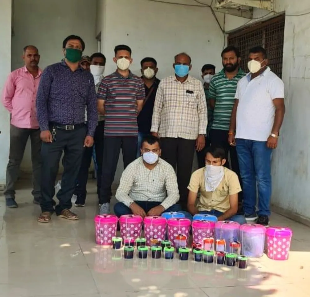 દાહોદ : ભથવાડા ટોલનાકા નજીકથી અફીણના જથ્થા સાથે 2 શખ્સો ઝડપાયા, રૂ. 27.60 લાખનો મુદ્દામાલ જપ્ત