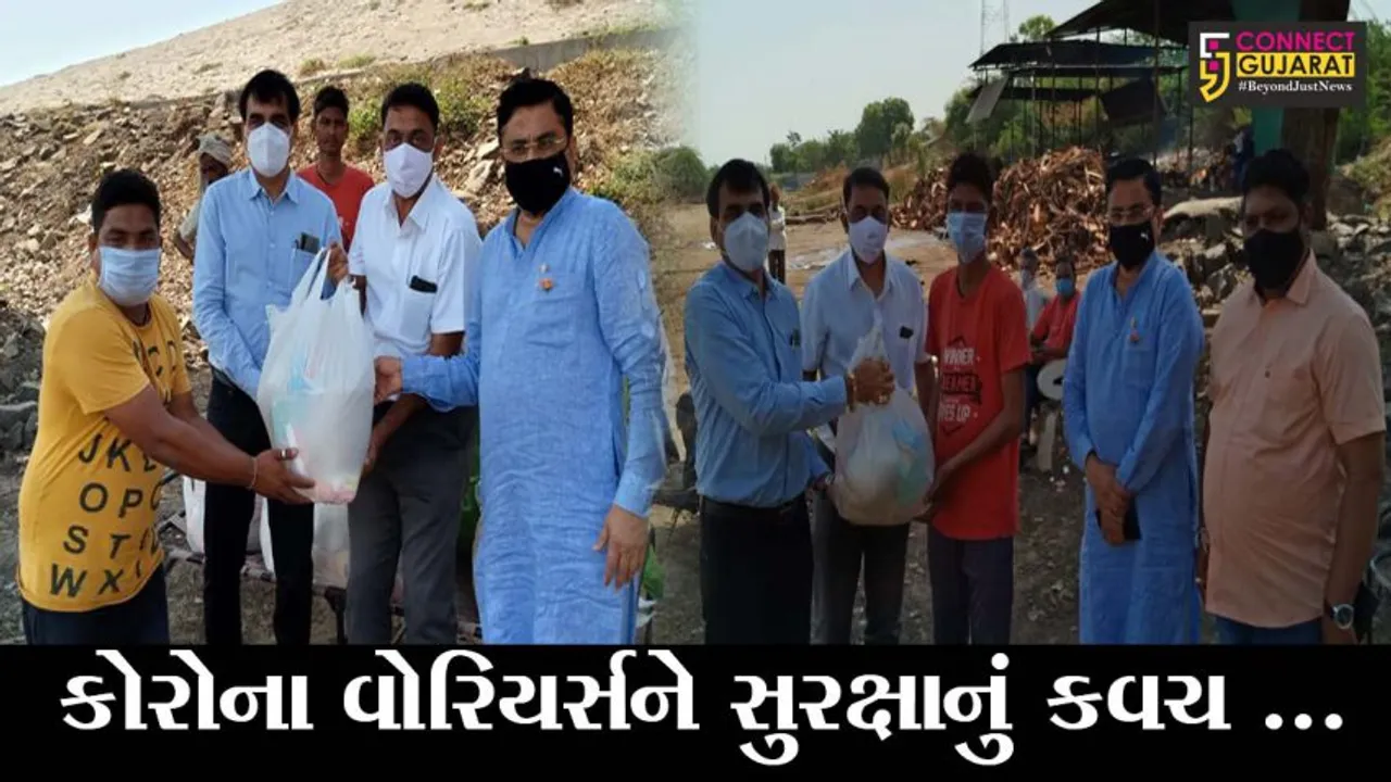 ભરૂચ : કોવીડ સ્મશાનના સ્વયંસેવકોને ભાજપ તરફથી પીપીઇ કીટનું વિતરણ