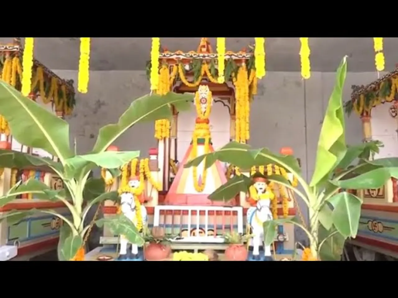 અમદાવાદ : ભગવાન જગન્નાથજીની રથયાત્રા પહેલાં રથની કરવામાં આવી પુજા