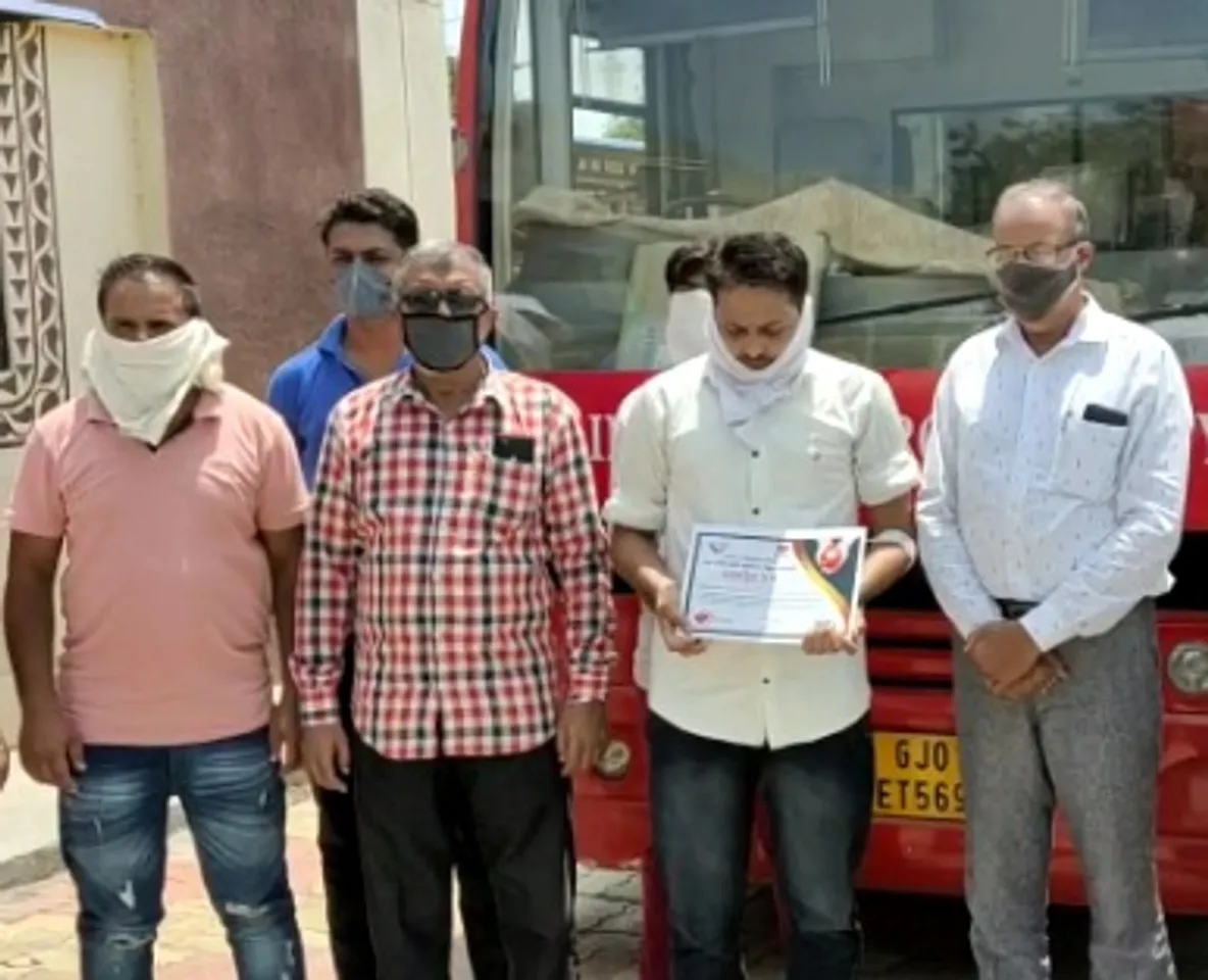 ભરૂચ : કોરોના મહામારીની પરિસ્થિતિને અનુલક્ષી આછોદ PHC સેન્ટર ખાતે યોજાયો બ્લડ ડોનેશન કેમ્પ