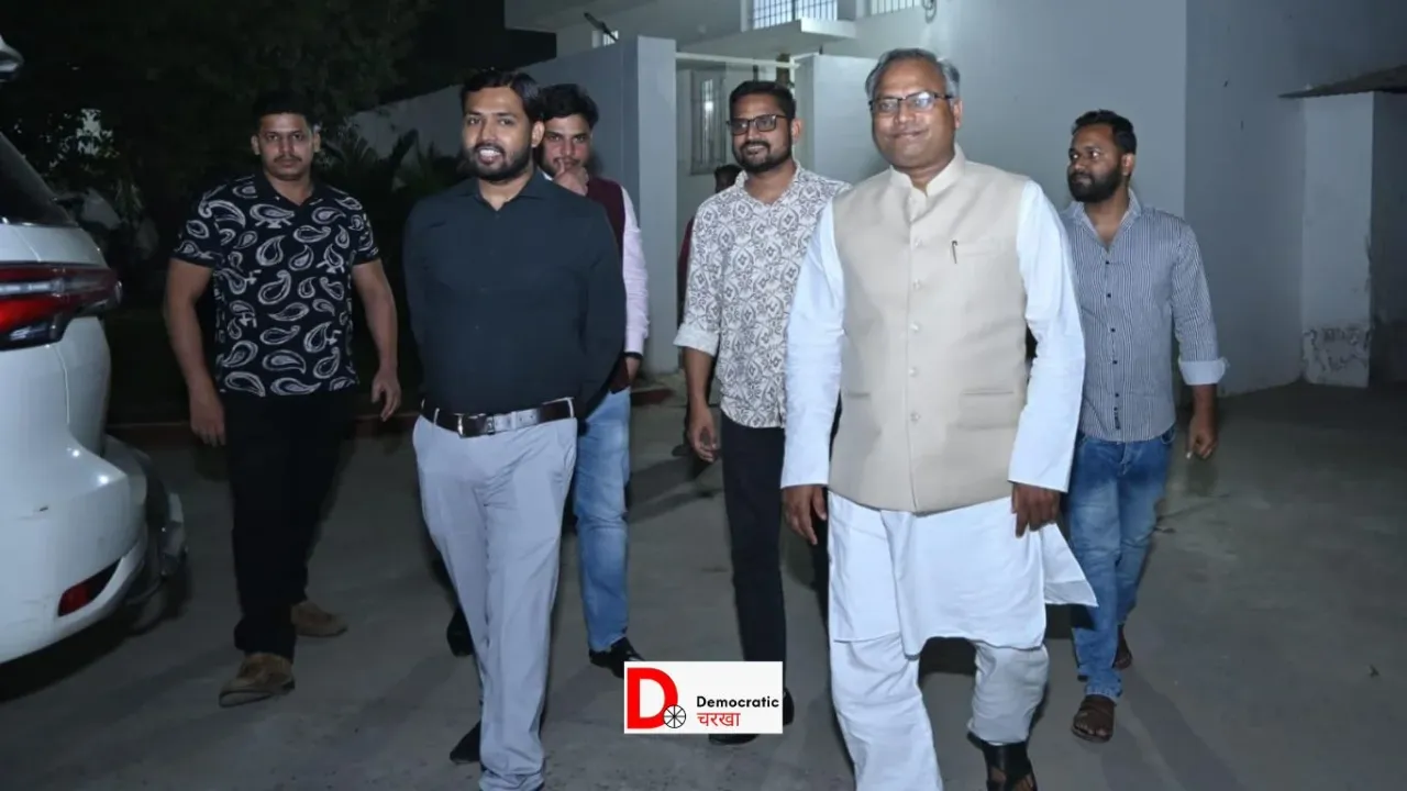 खान सर की JDU के साथ बैठक