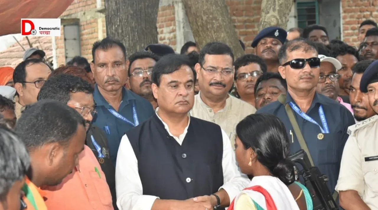 आदिवासियों से मिलने पाकुड़ पहुंचे असम CM