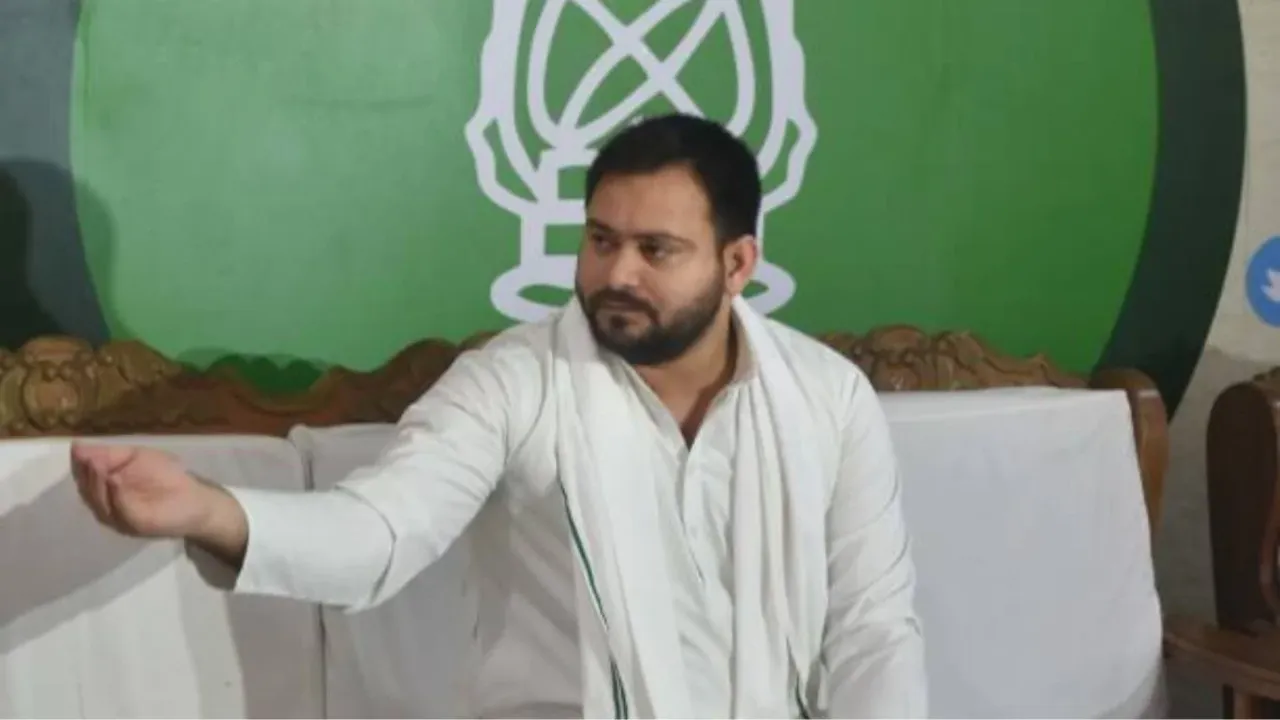 बाढ़ पर तेजस्वी यादव
