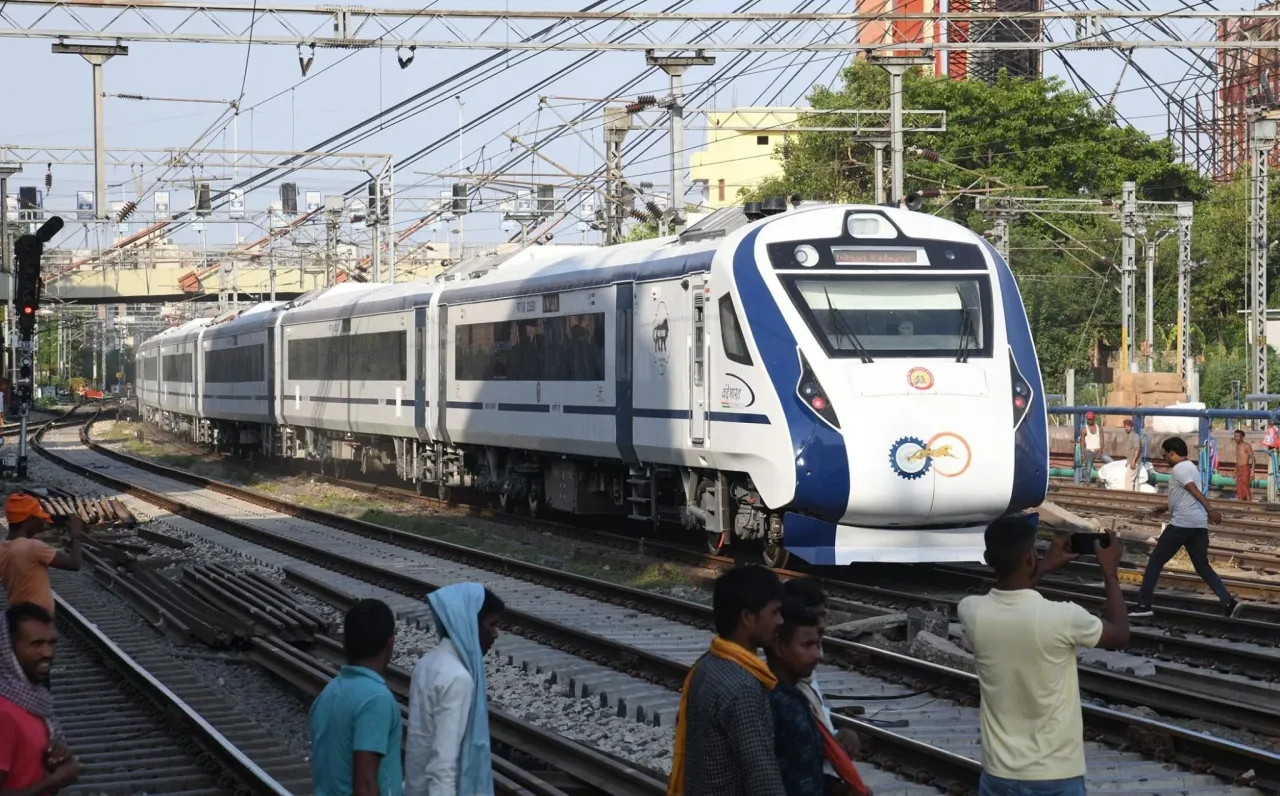 पटना-हावड़ा वन्दे भारत का उद्घाटन आज, रूट और किराया जानें