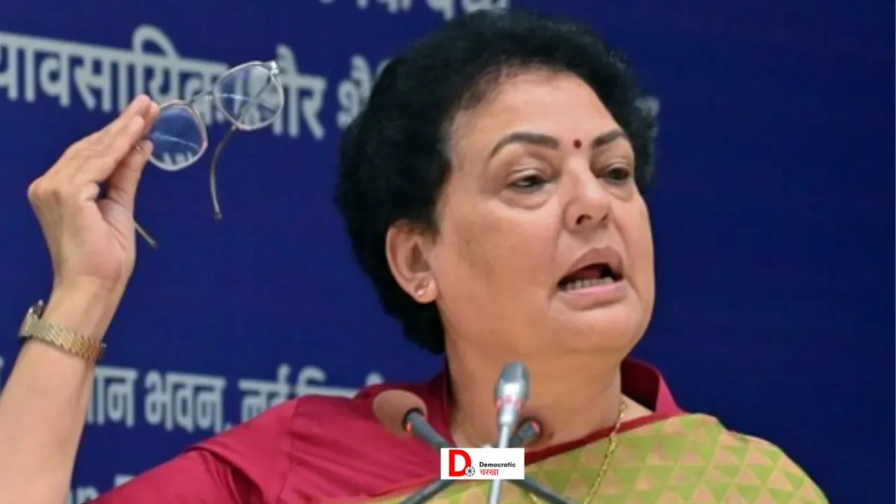 रेखा शर्मा ने की मुख्यमंत्री के खिलाफ एक्शन की मांग