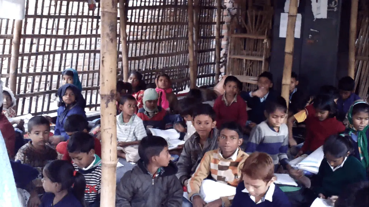 बिहार में ग्रामीण शिक्षा देश में सबसे ख़राब, 2 लाख से अधिक शिक्षकों की नियुक्ति नहीं हुई