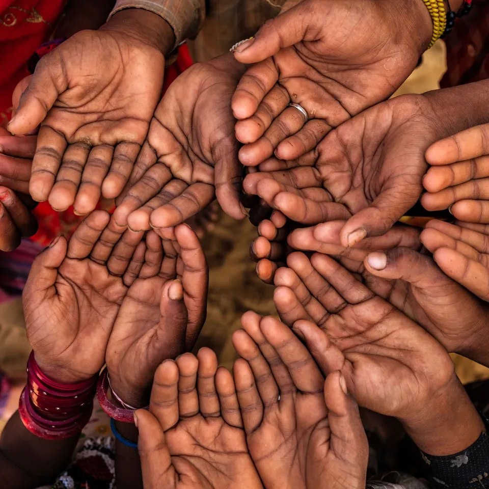 बिहार: 14 जिलों की बाल कल्याण समितियां भंग, बच्चों के भविष्य पर अंधेरा