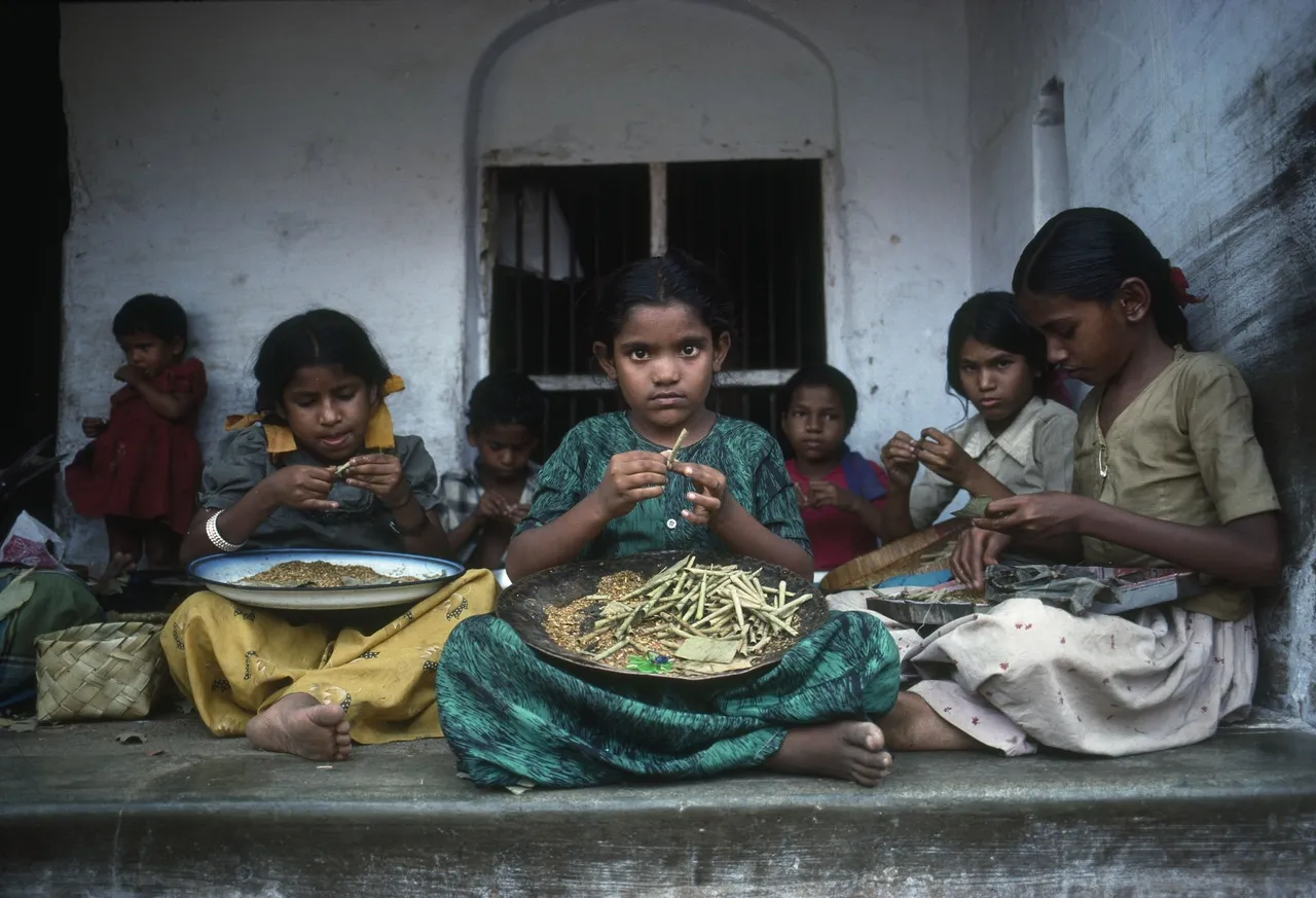बालश्रम: कैसे बच्चे बाल मजदूरी के कारण हो रहे हैं, शोषण का शिकार