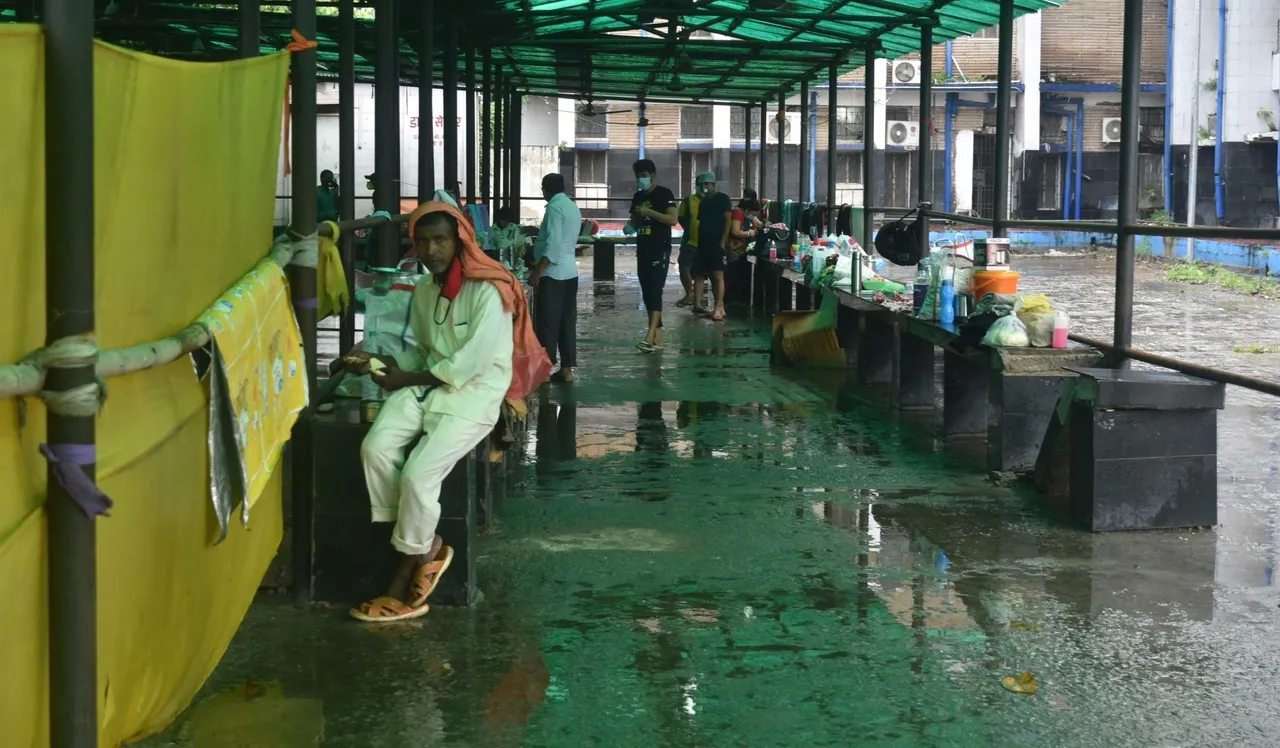 कोरोना के बाद बिहार में फैला डेंगू, PMCH जैसे अस्पताल में भी इलाज में हो रही कठिनाई