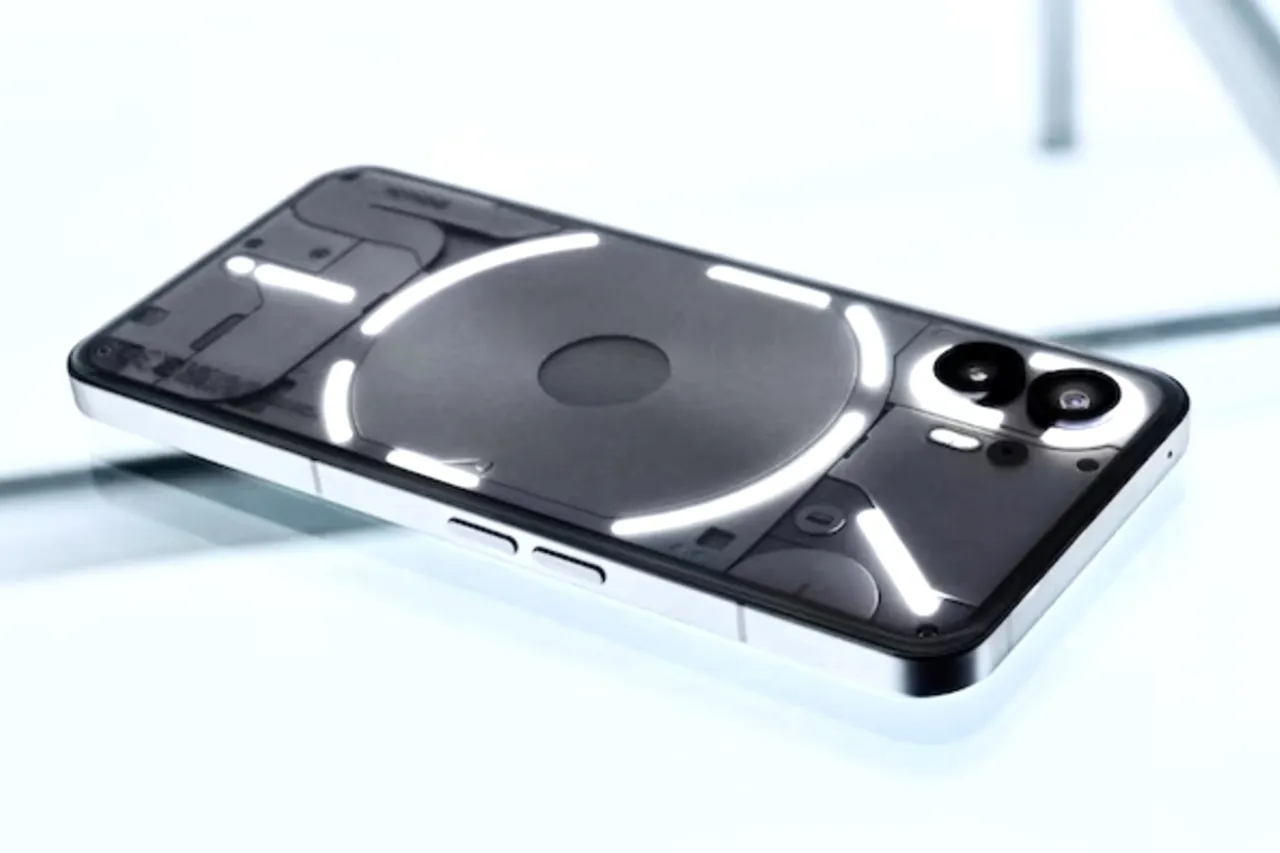 Phone 3 and competitors
