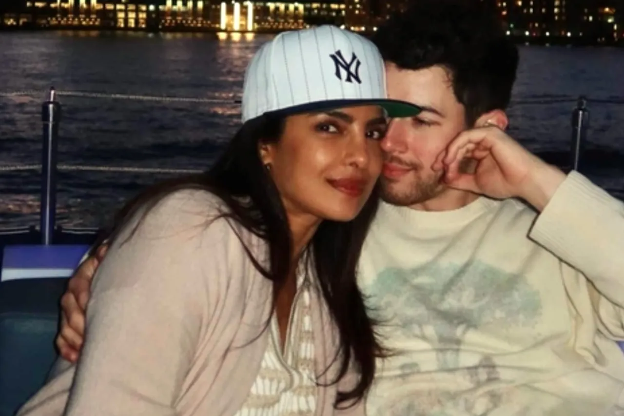 Priyanka Chopra and Nick Jonas boat romance