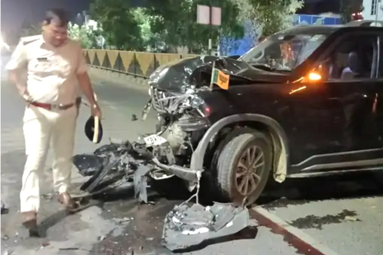 Patna Viral Video, Scorpio runs over cops