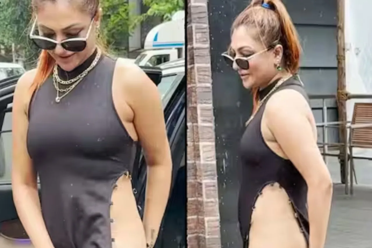 Khushi Mukherjee Trolled Again For Bold Outfit