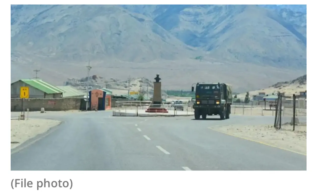 Indian Troops With Shoulder-Fired Air Defence Missiles Deployed Near LAC