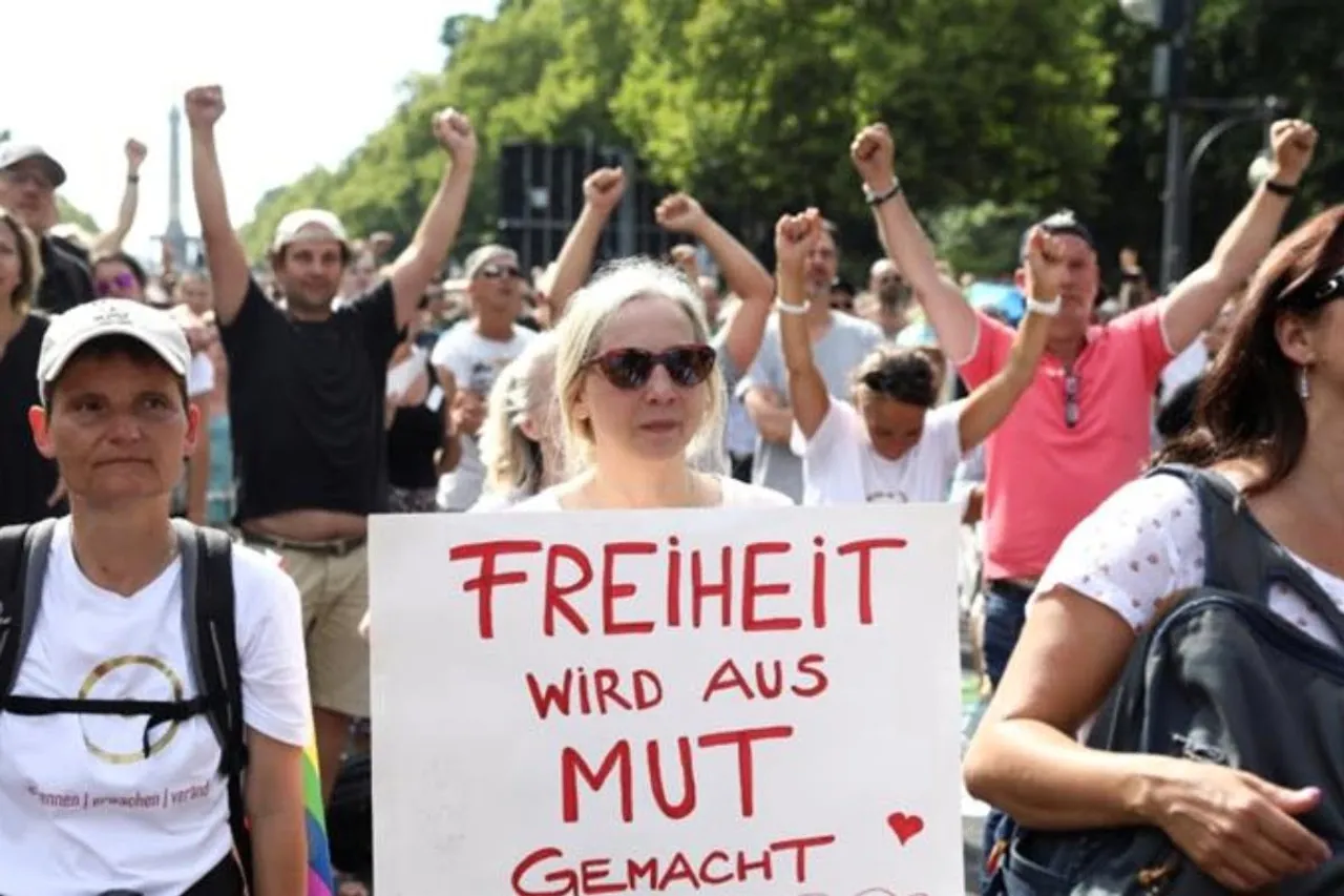 Thousands of protesters hit streets to oppose coronavirus restrictions in Berlin