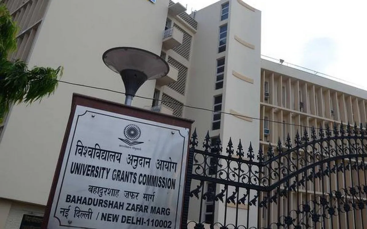 Not conducting final year exams would not be in favour of students: UGC tells SC