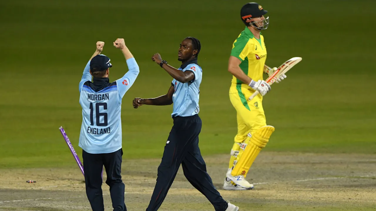 ENG vs AUS: English bowlers helped England to level series