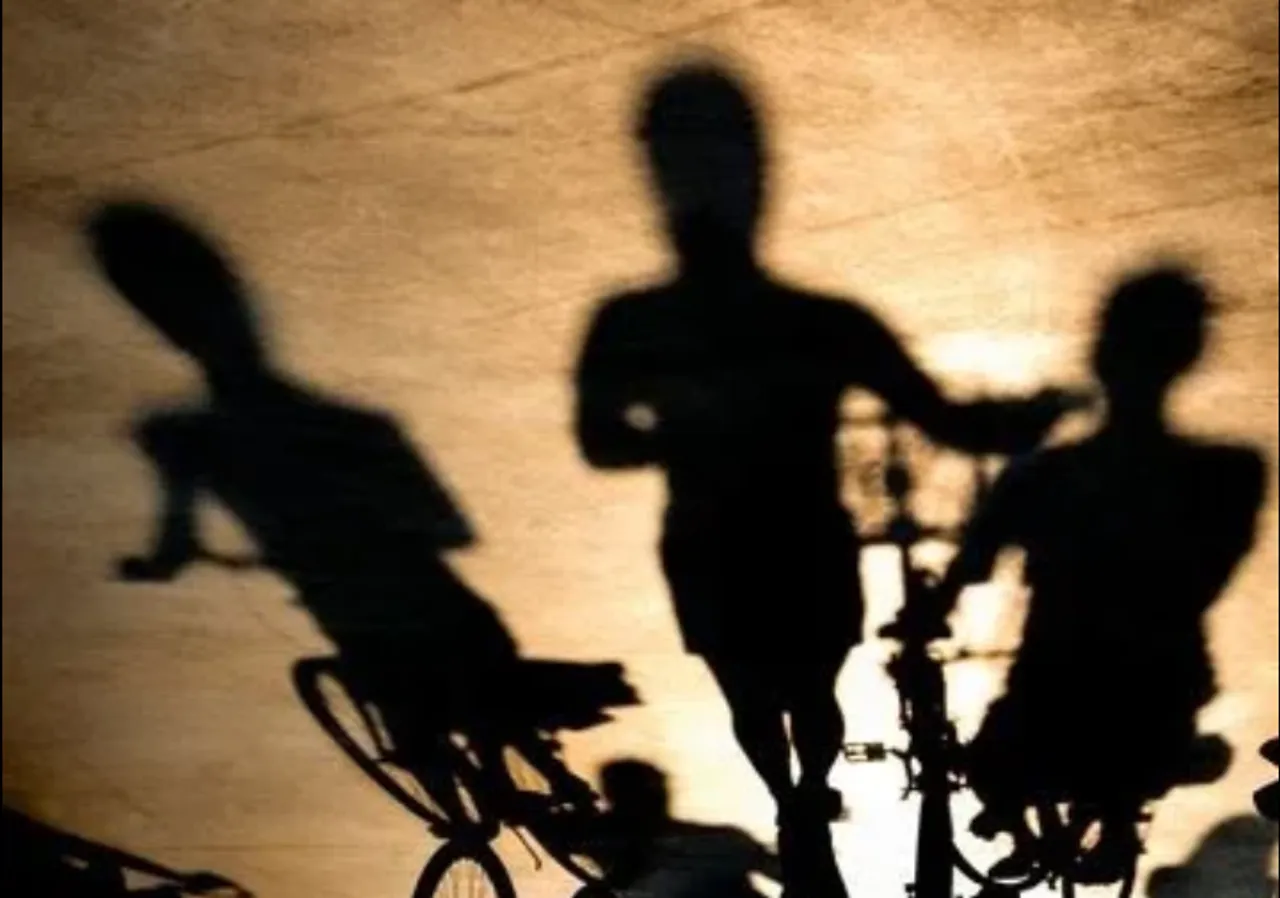 13-year-old boy calls 2 minors to play, sexually abuses them