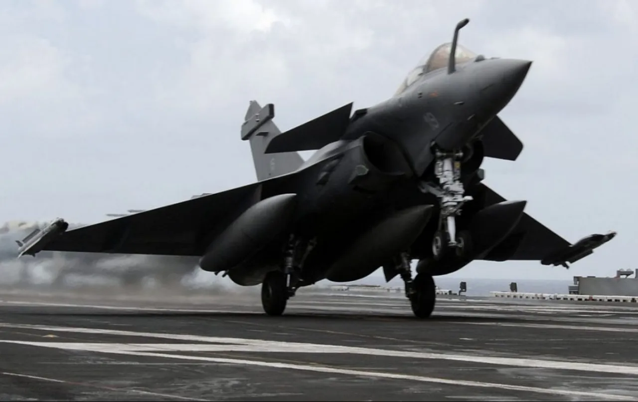 Rafale mark their presence in Republic Day Parade