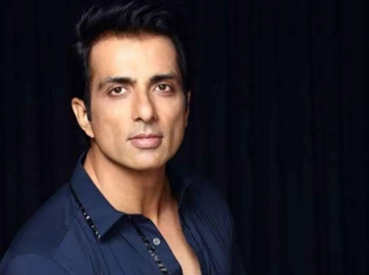 BMC wants Mumbai Police to file F.I.R against actor Sonu Sood for illegal building construction