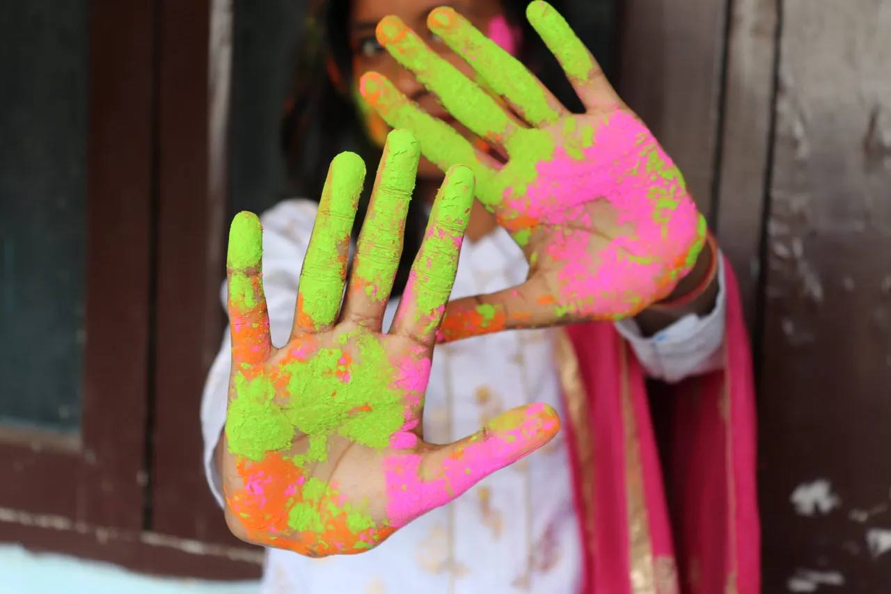 Holi