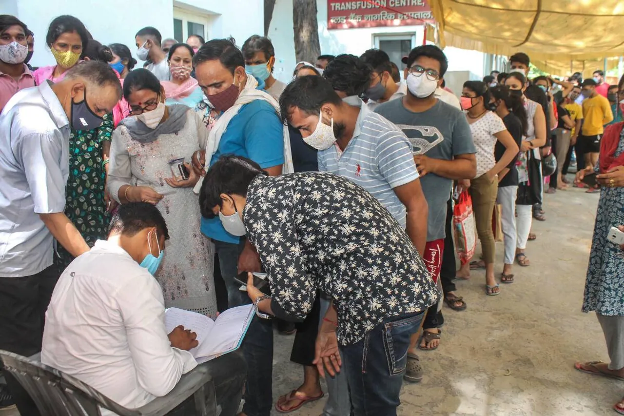 Covid update: India reports 1.20L cases, lowest since April 17