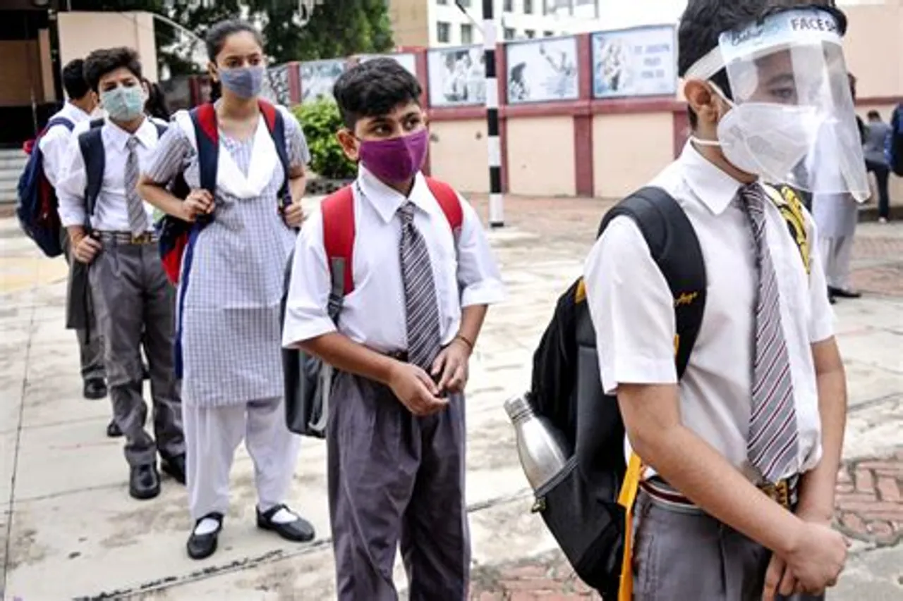 EDUCATION: Tamil Nadu Released SOPs for Classes 9 to 12 physical classes