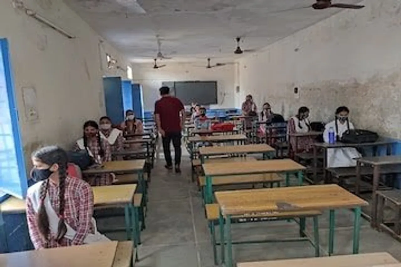Bihar: Schools open for classes ninth to twelfth