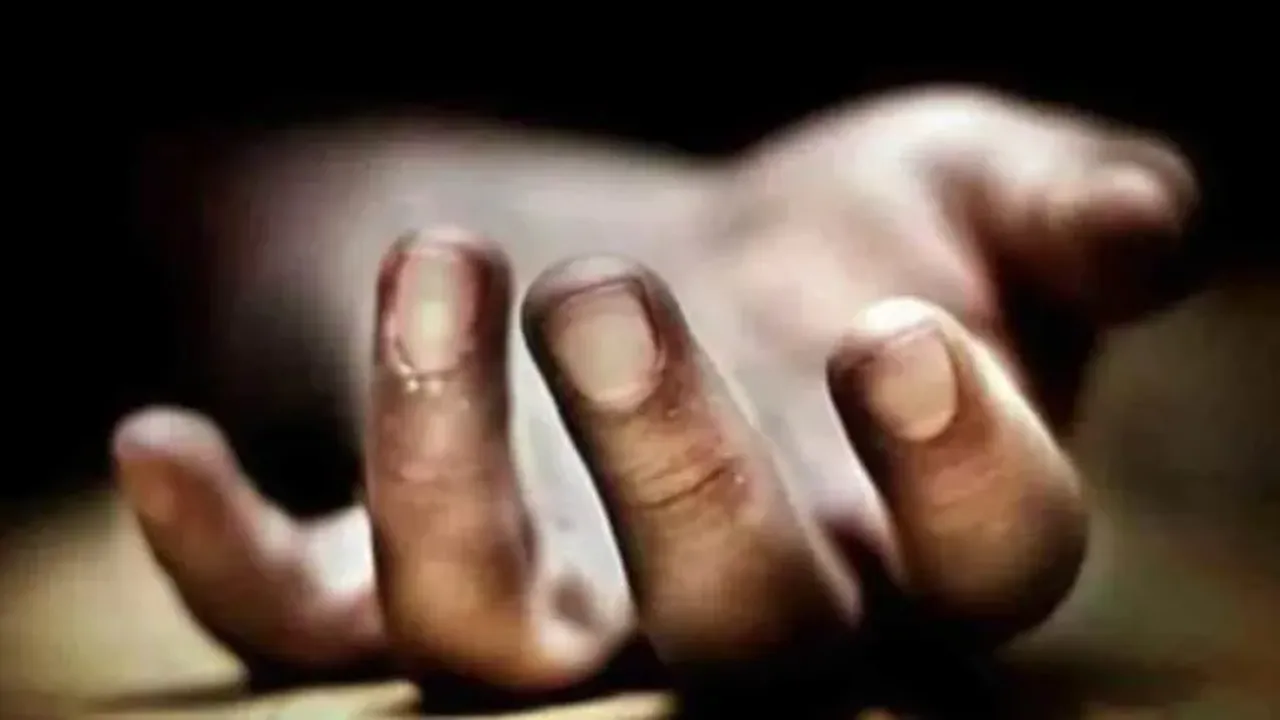 Hyderabad man hacked to death, police refrain from intervening