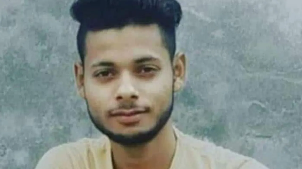 UP, UP boy hangs him police custody,