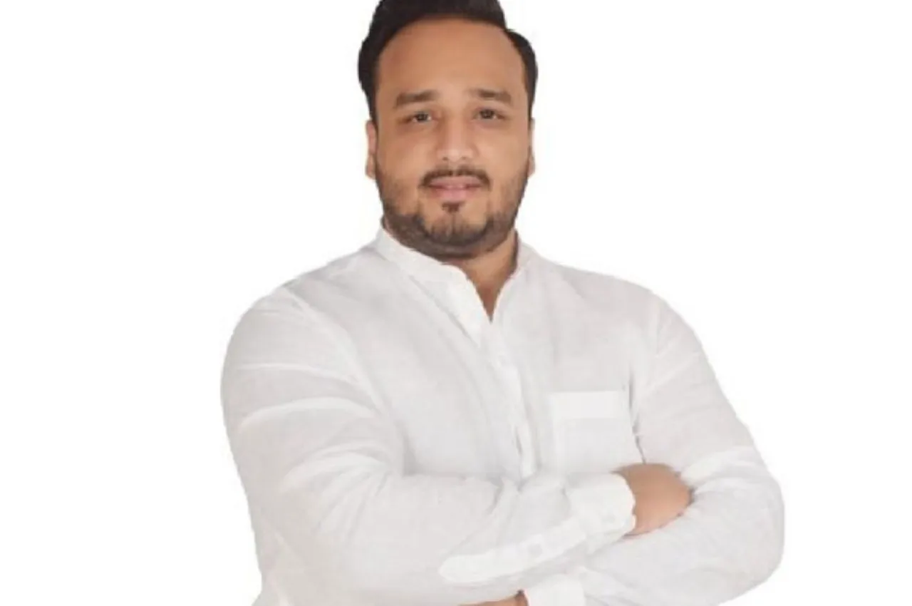 In letter to Sonia Gandhi, Congress MLA Zeeshan Siddique  alleges Bhai Jagtap misbehaved with him