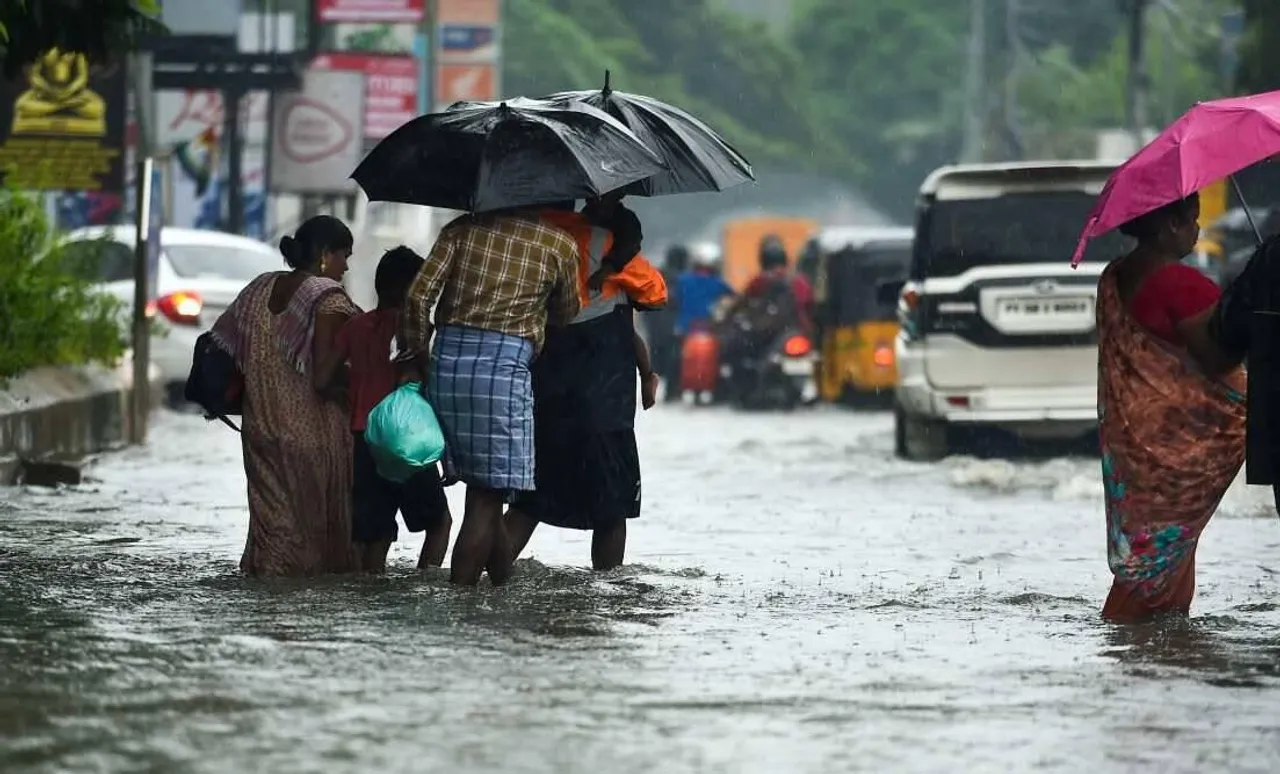 Heavy rain, flash floods in Chennai, says IMD prediction