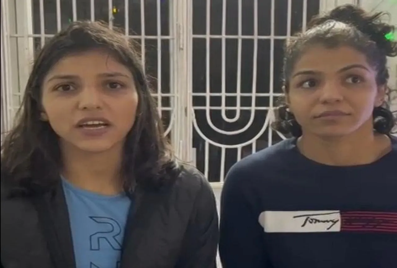 Nisha Dahiya, Sakshi Malik,