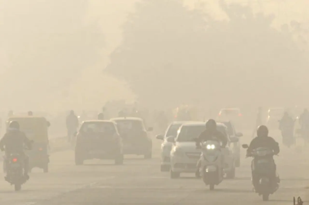 Air quality in Delhi, NCR remain in 'poor' category