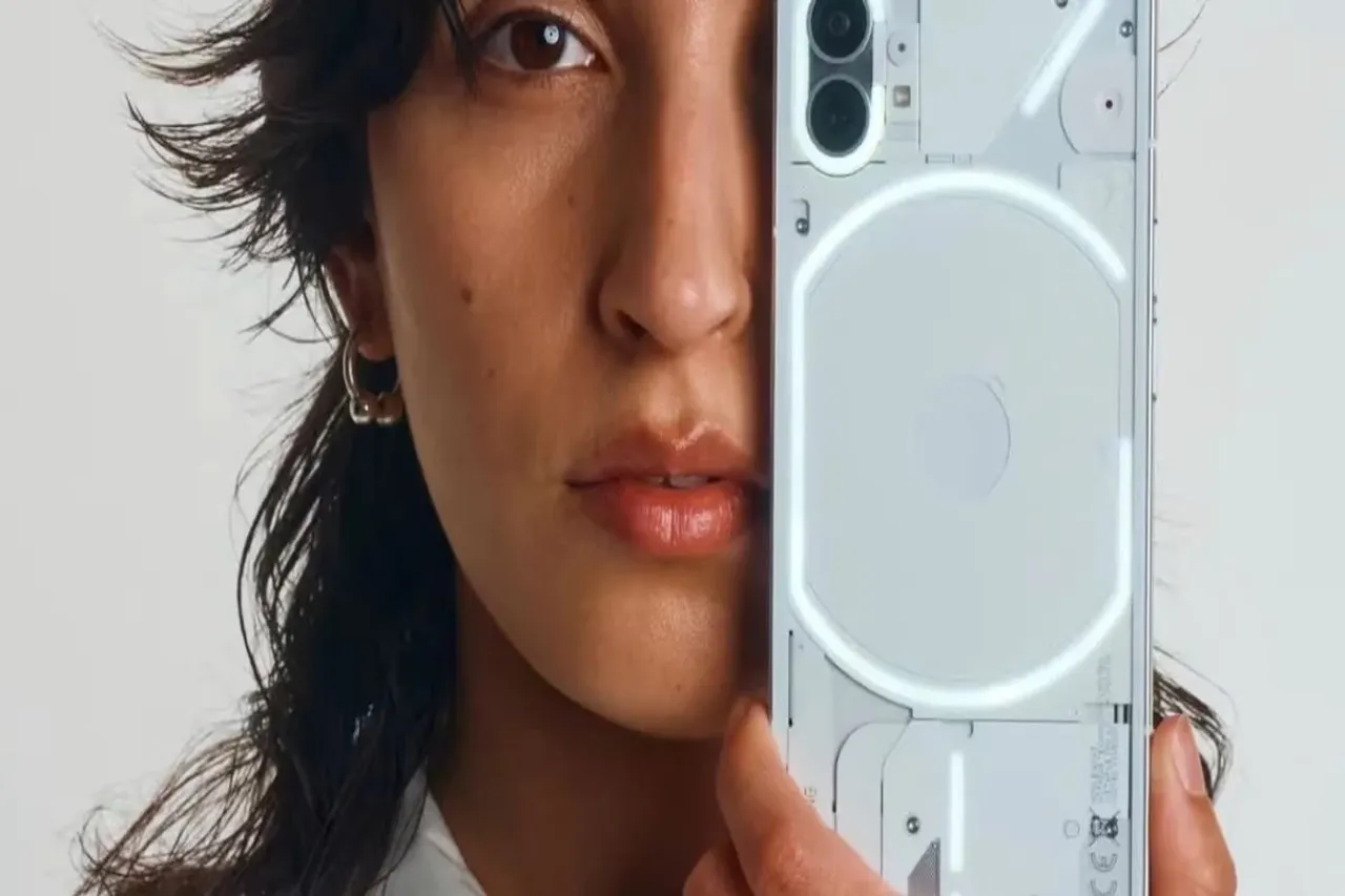 Nothing Phone (1)