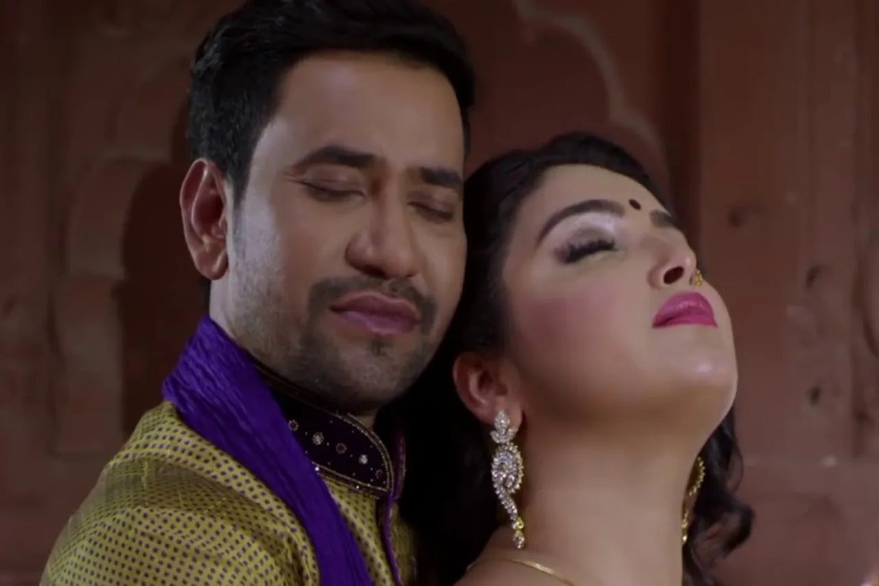 Nirahua and Amrapali