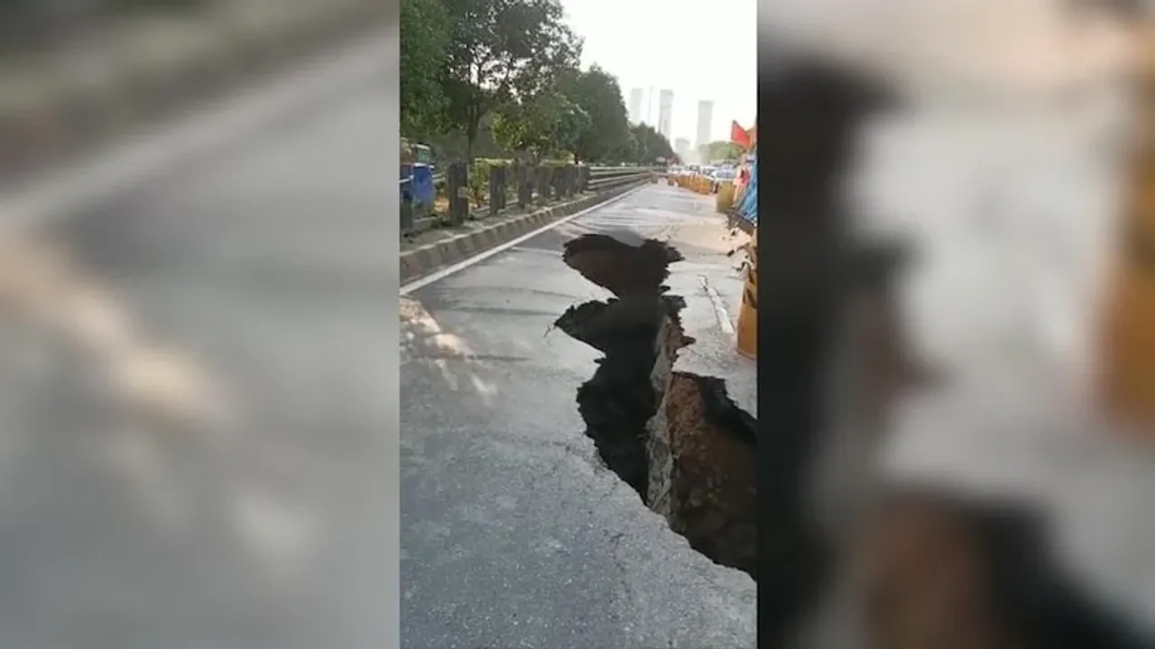 Noida-Greater Noida Expressway