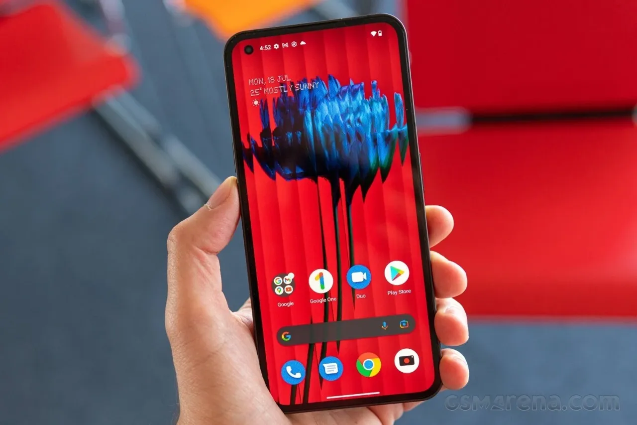 Nothing Phone (1)