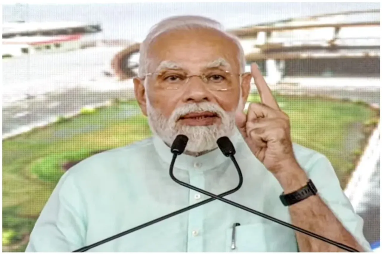 Pm Modi in Surat