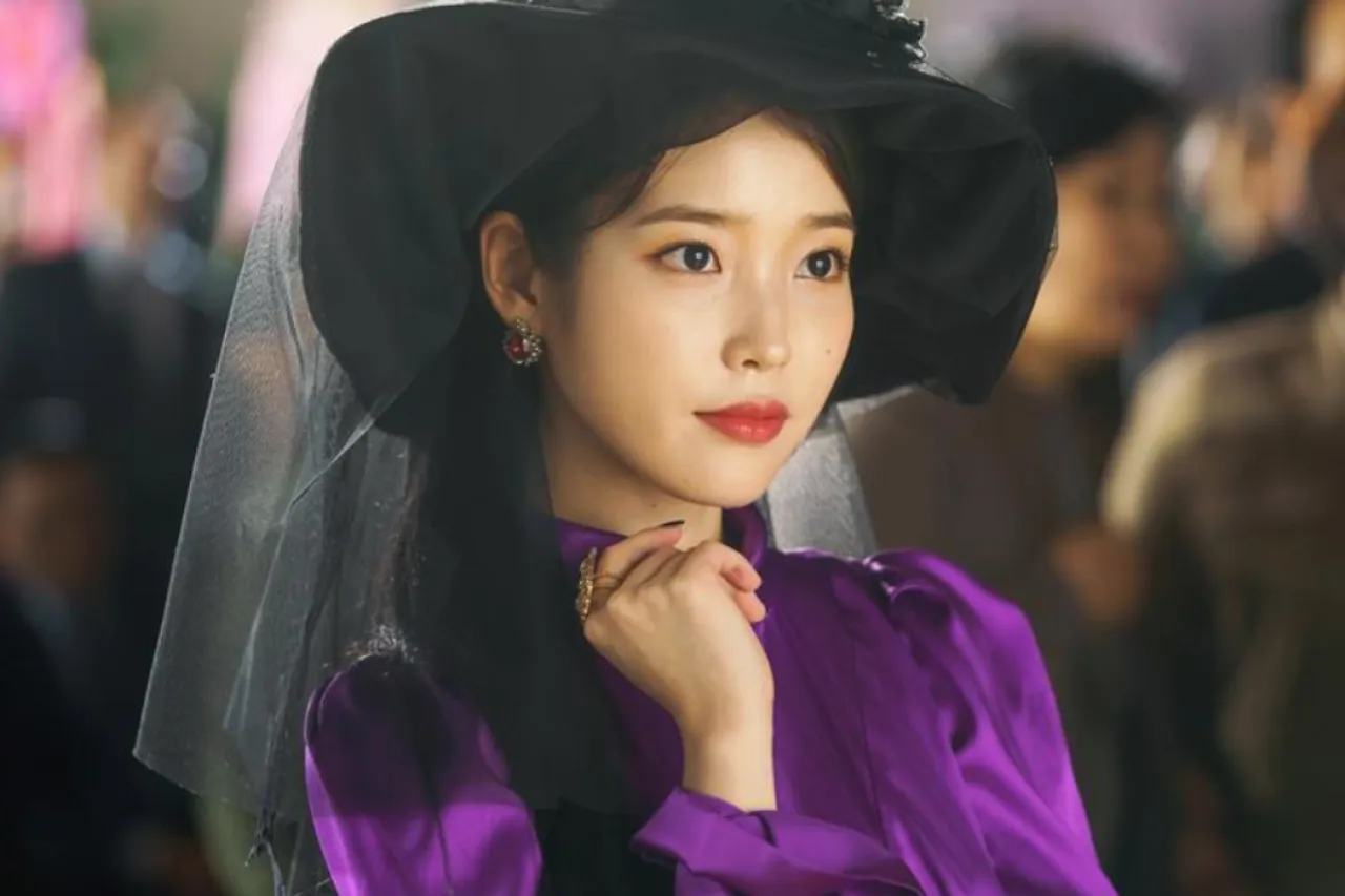 IU