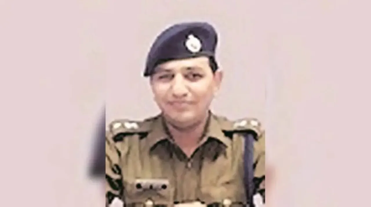 IPS officer