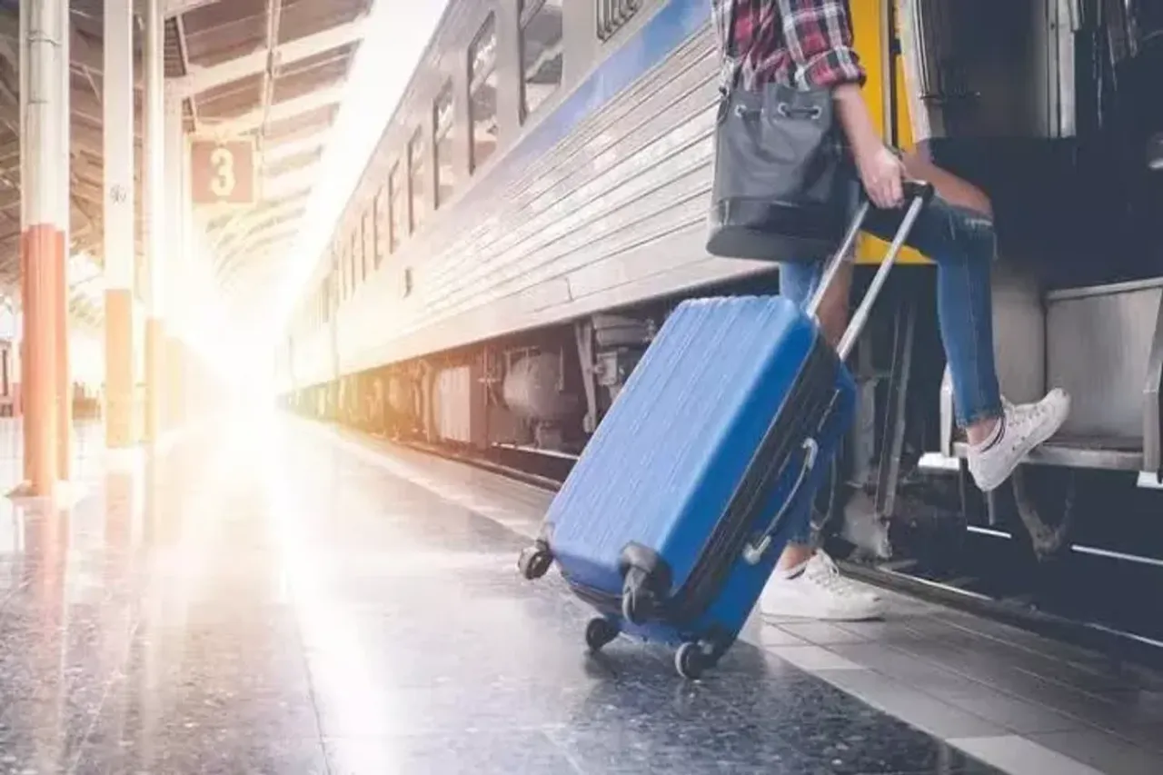 IRCTC luggage regulations 2022