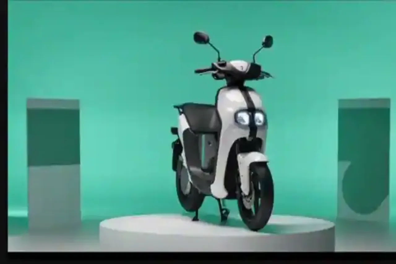 Yamaha electric scooter