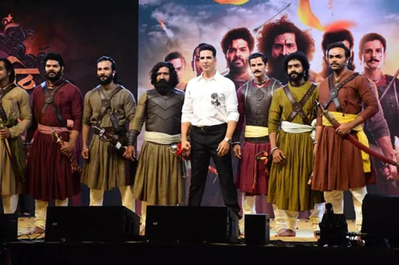 Akshay Kumar To Feature As Chhatrapati Shivaji Maharaj In Marathi Debut Film Vedat Marathe Veer Daudle Saat; Deets Inside