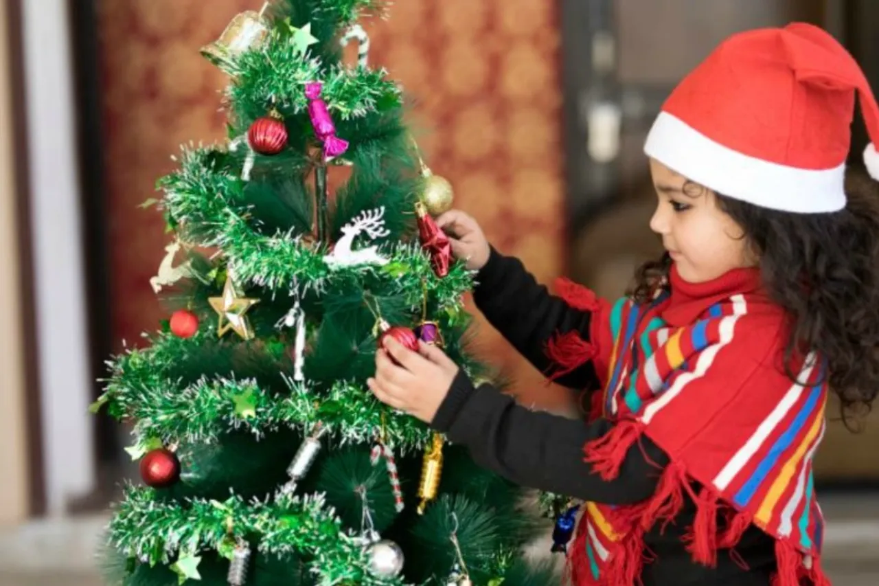 Christmas tree decoration