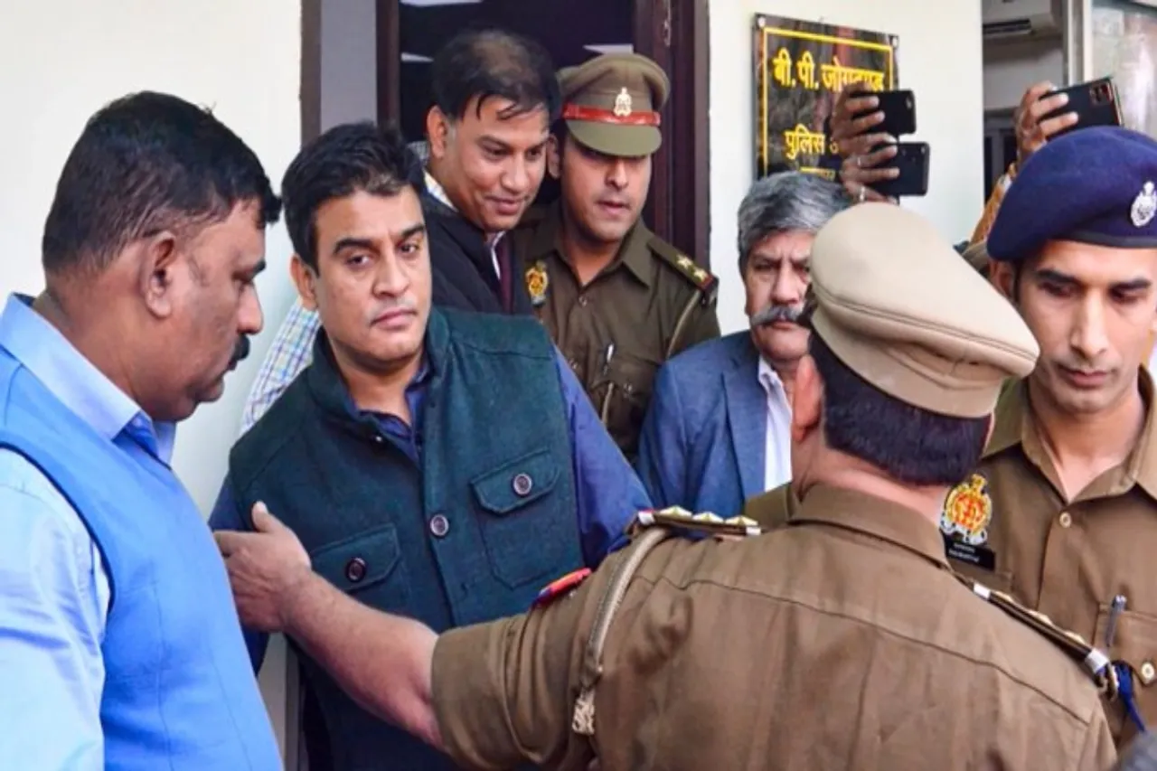 Irfan Solanki Surrenders